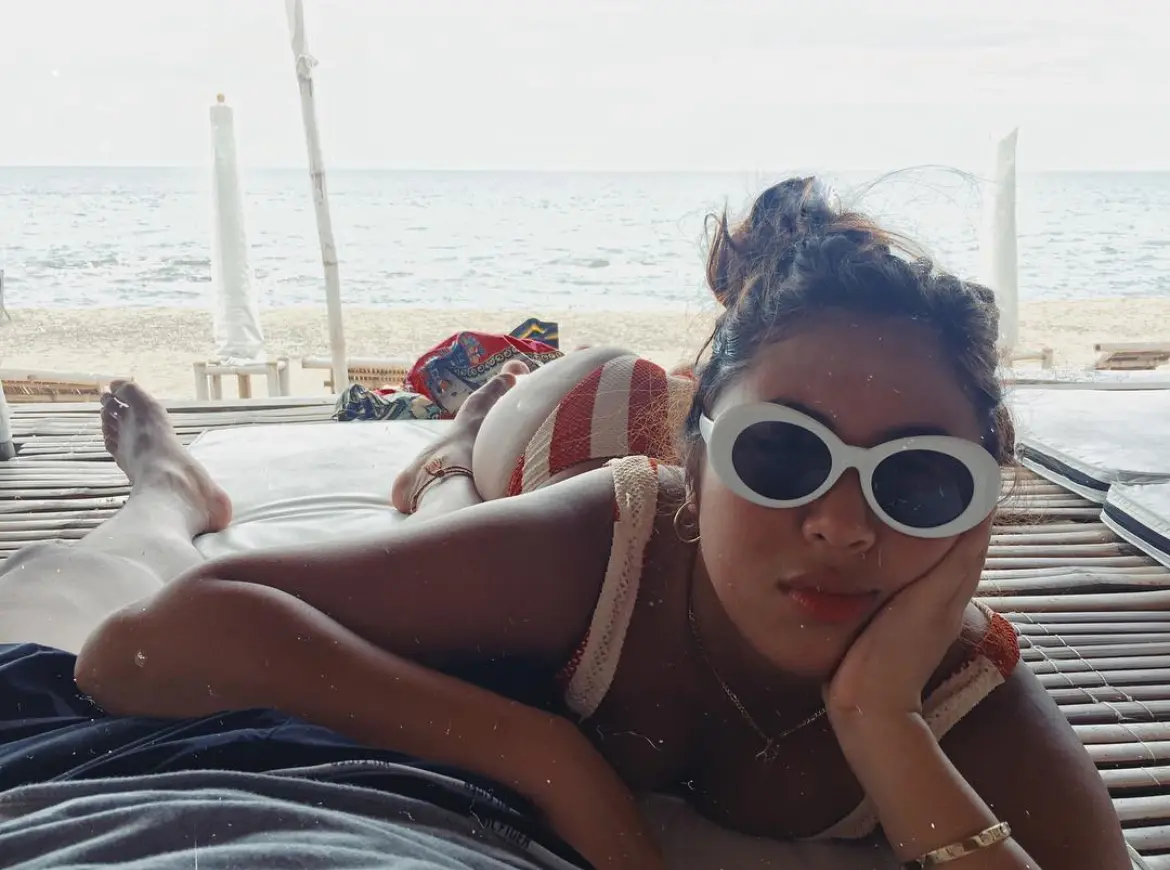 V.V pinay with a fat ass