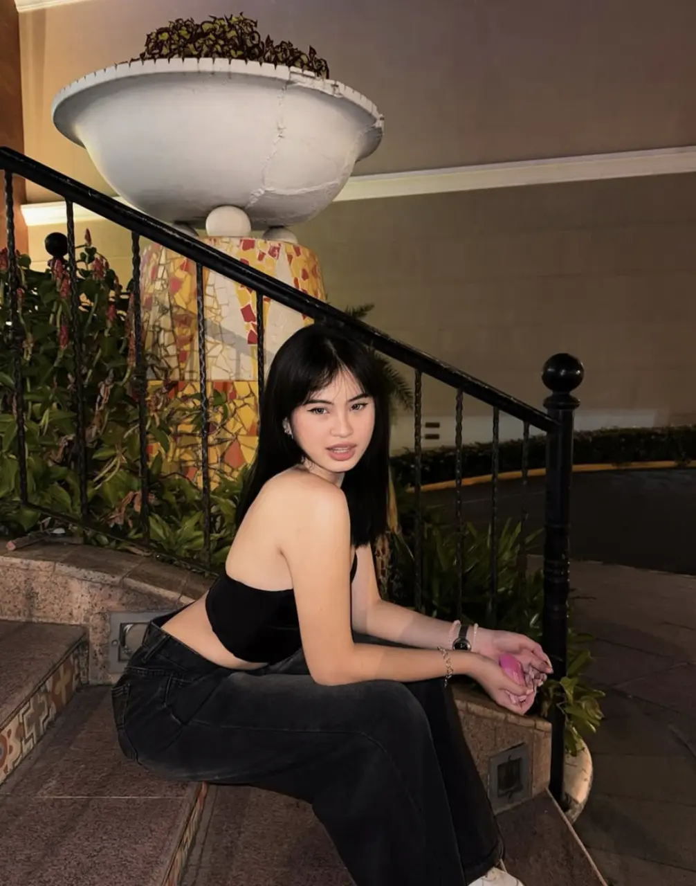 1765691383384.webp