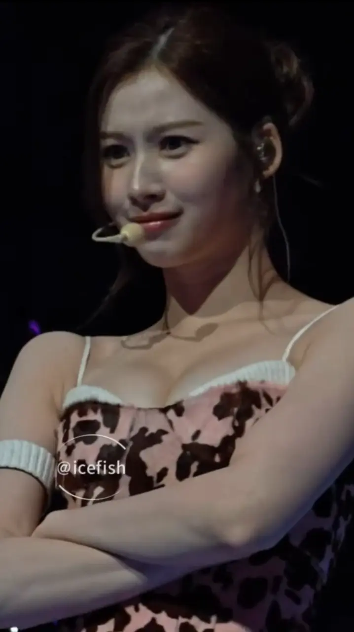 Screenshot_20251217_050917_Video Player.webp