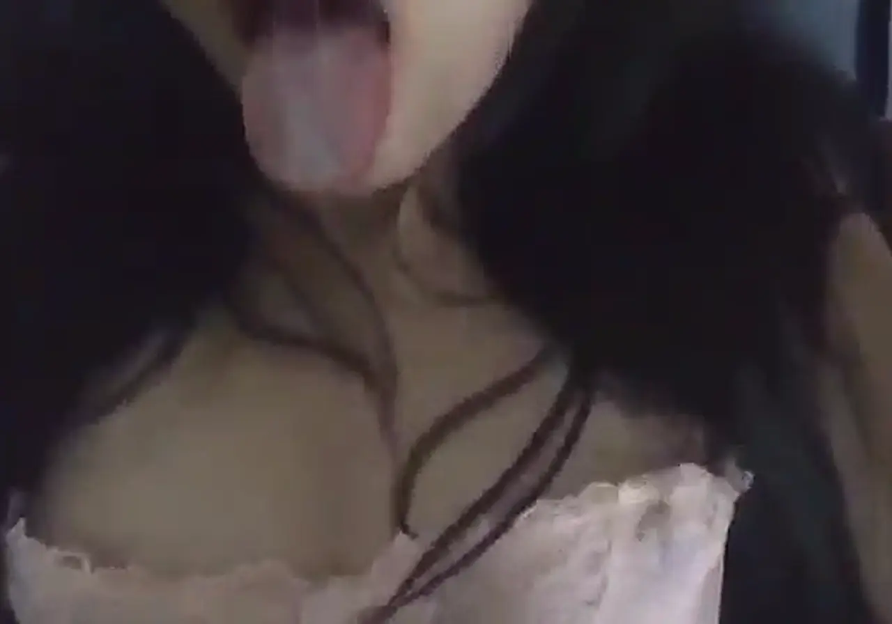 1766258056011.webp