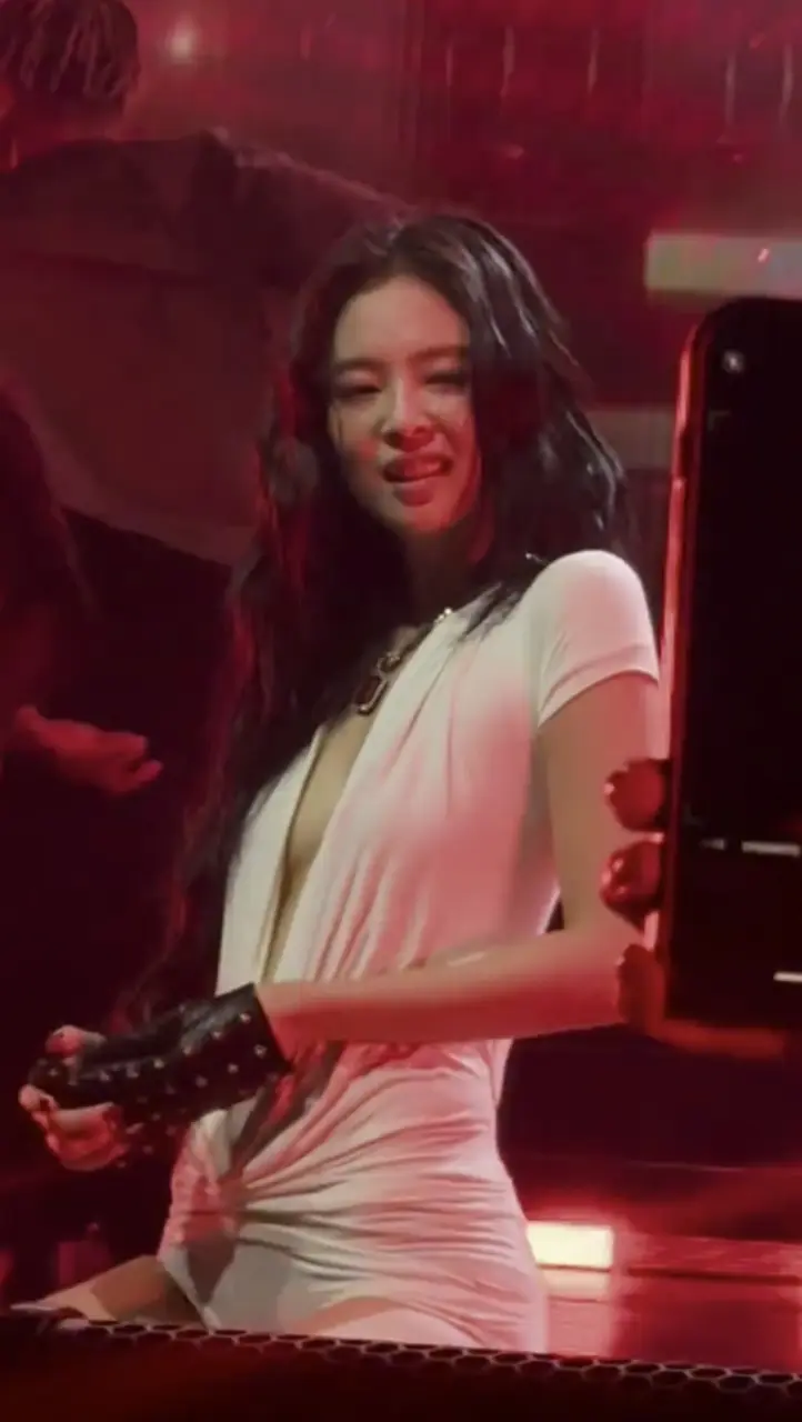 Screenshot_20251223_202459_Gallery.webp