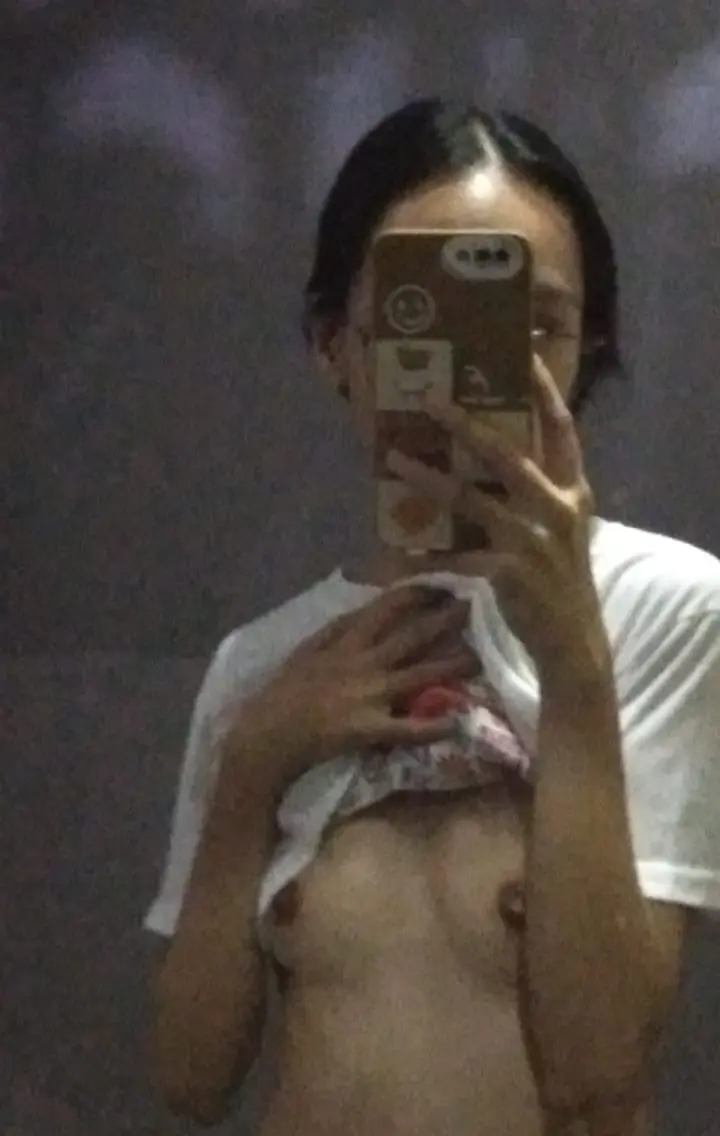 TYyZWNco.webp