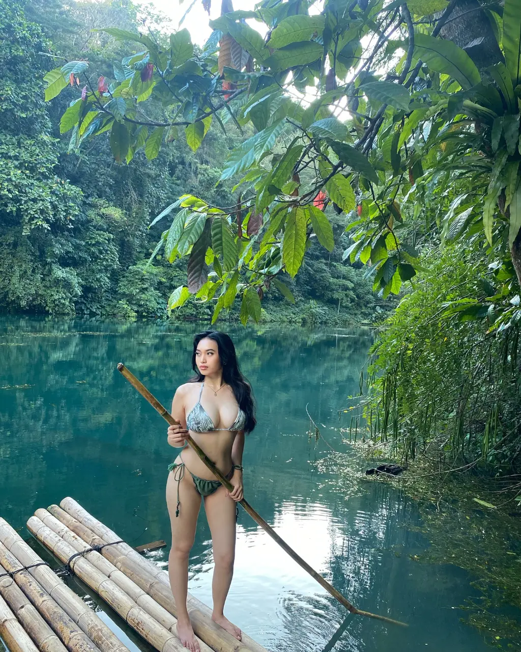 asian bombshell🌴🥥(JPG).webp