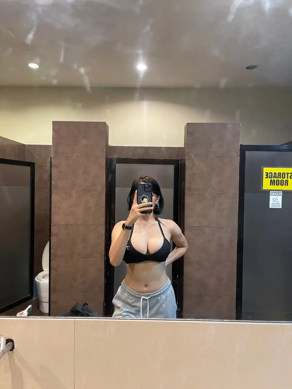 1000181911.webp
