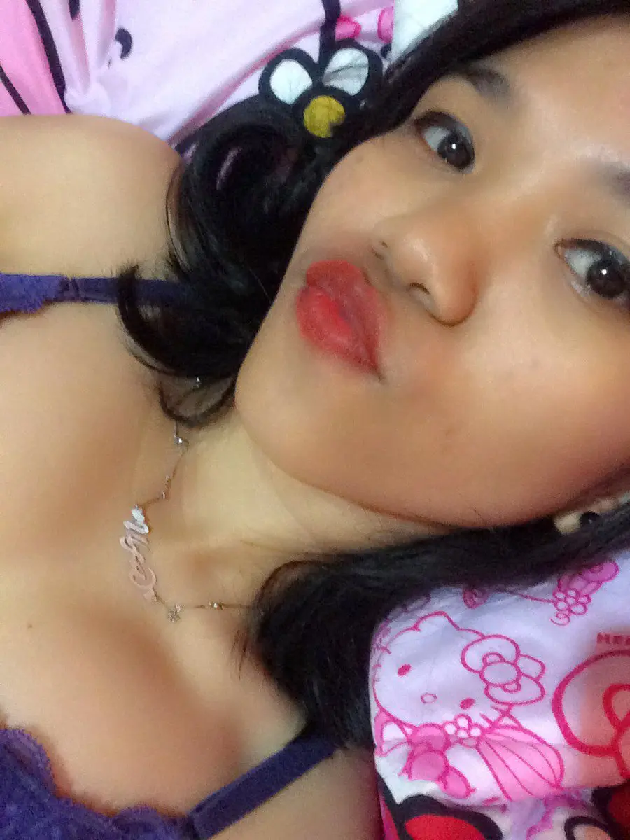 DJOr9W9UQAAFYvU.webp