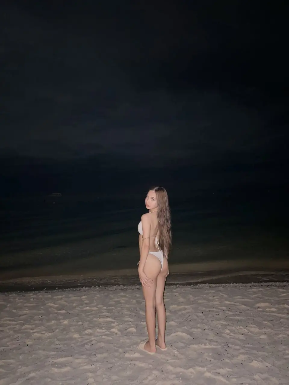 Mahilig ka raw sa petite