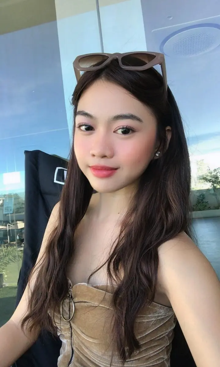 Yvette Glaze - MahinangNilalang (28).webp