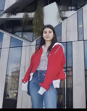 18490952-weirdrole-0021_296x1000.webp