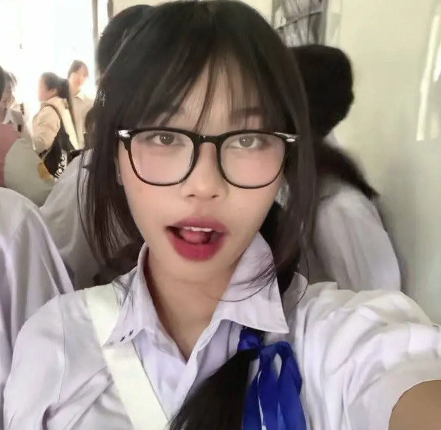 Na putokan sa mukha si ea