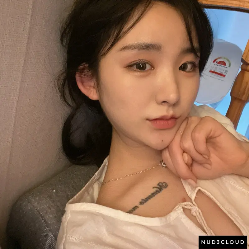 @Nud3Cloud2 Telegram (23).webp