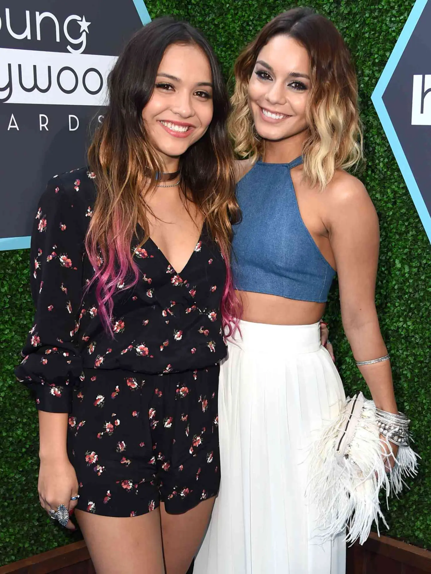 vanessa-hudgens-stella-hudgens-4-eacae050cc1647b7b1d13d7c1b69ea40.webp