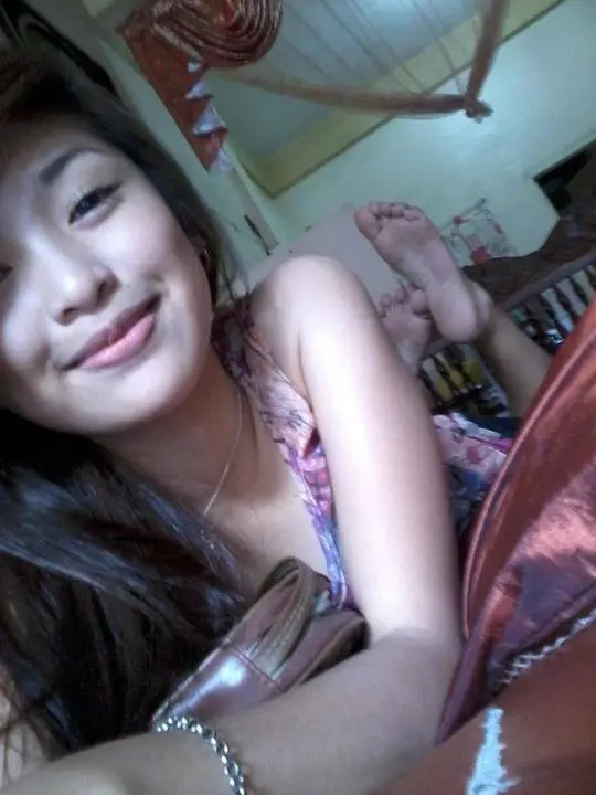 Bianca-Yao-Feet-6193085.webp