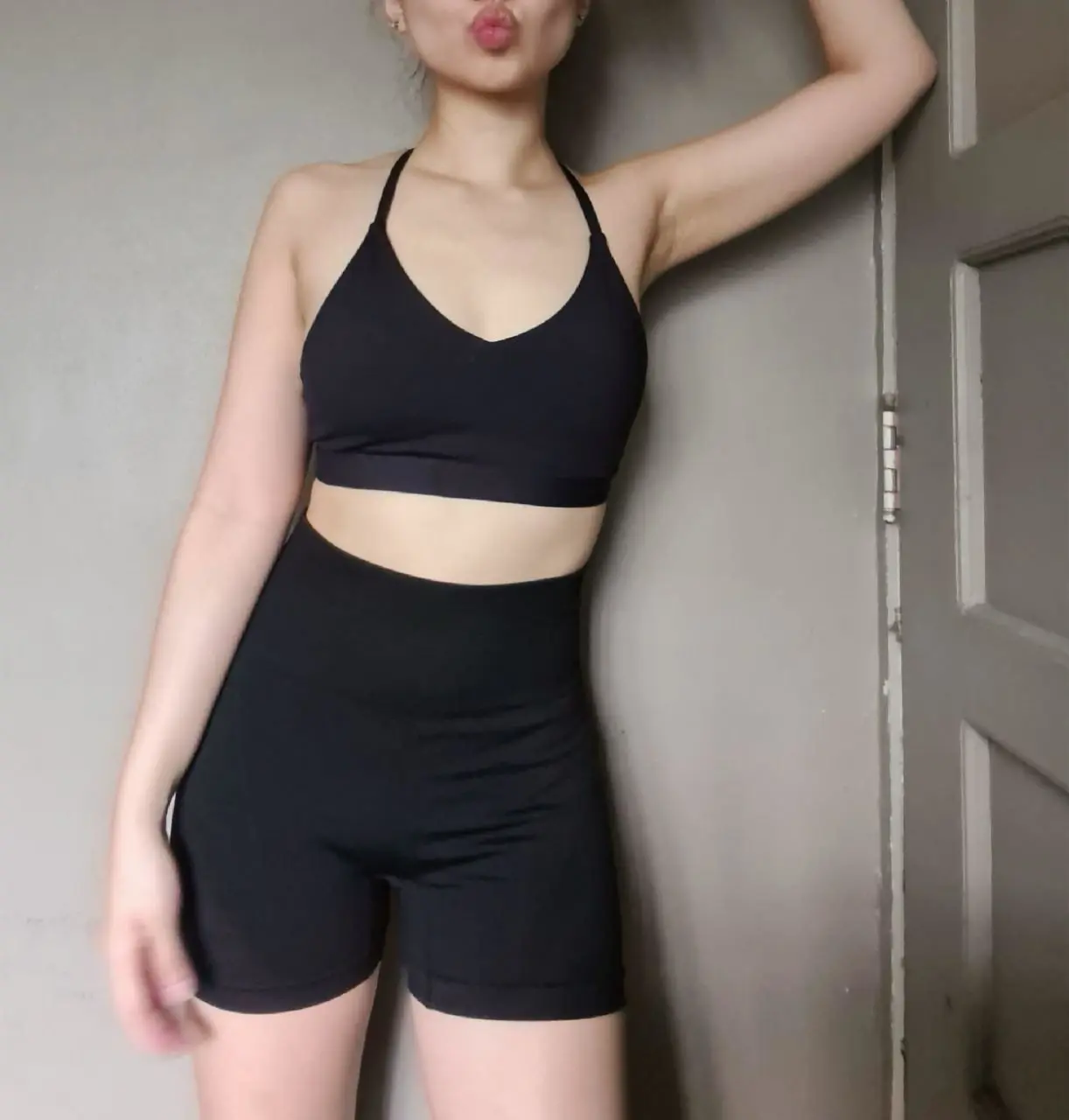 amateur-songs-for-working-out-please-fwimJ0.webp