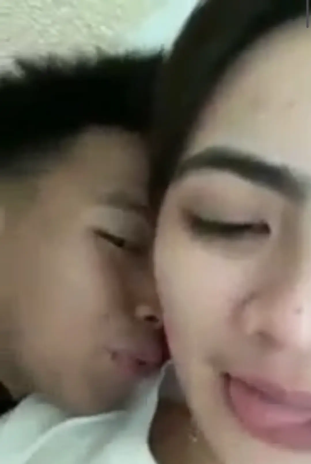 Nadali ni foreman si girly