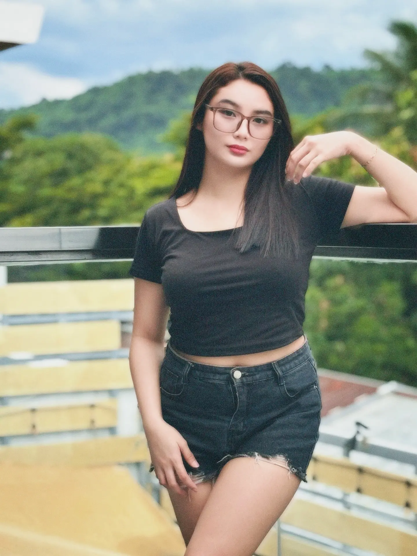Solid na Etivac girl cocomegalodon