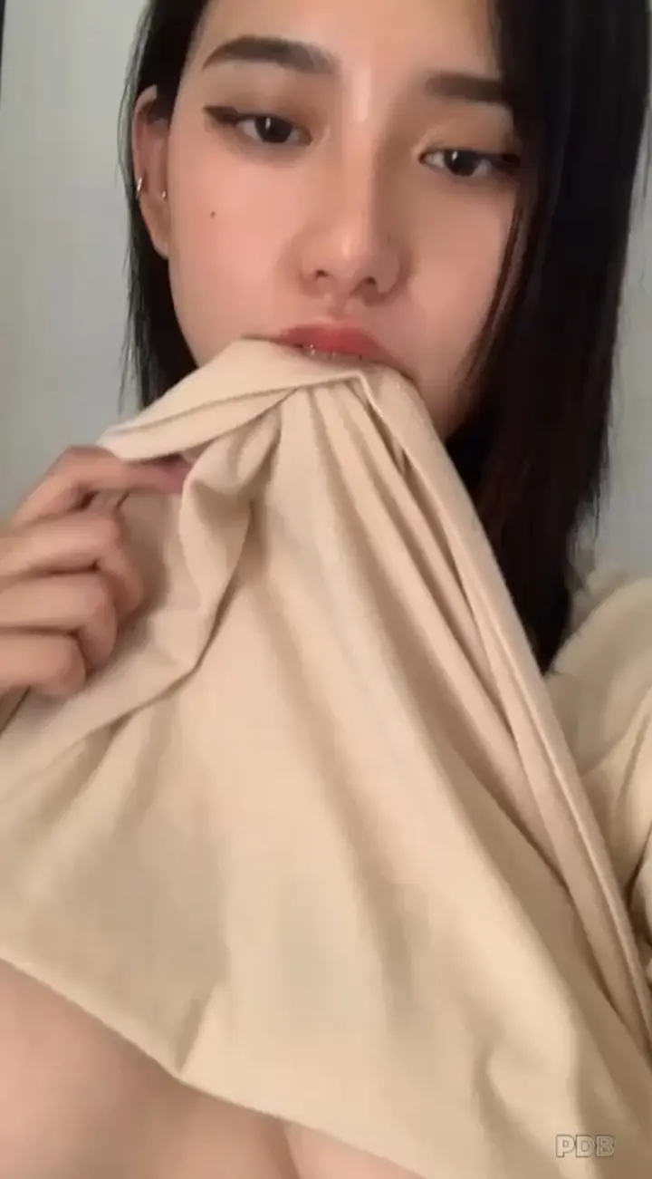 Sobrang ganda nya laki pa