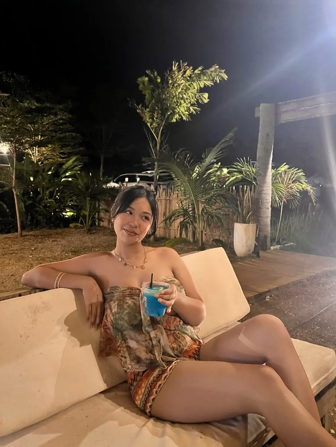 serving island muse energy ♡‧₊˚ (3).webp