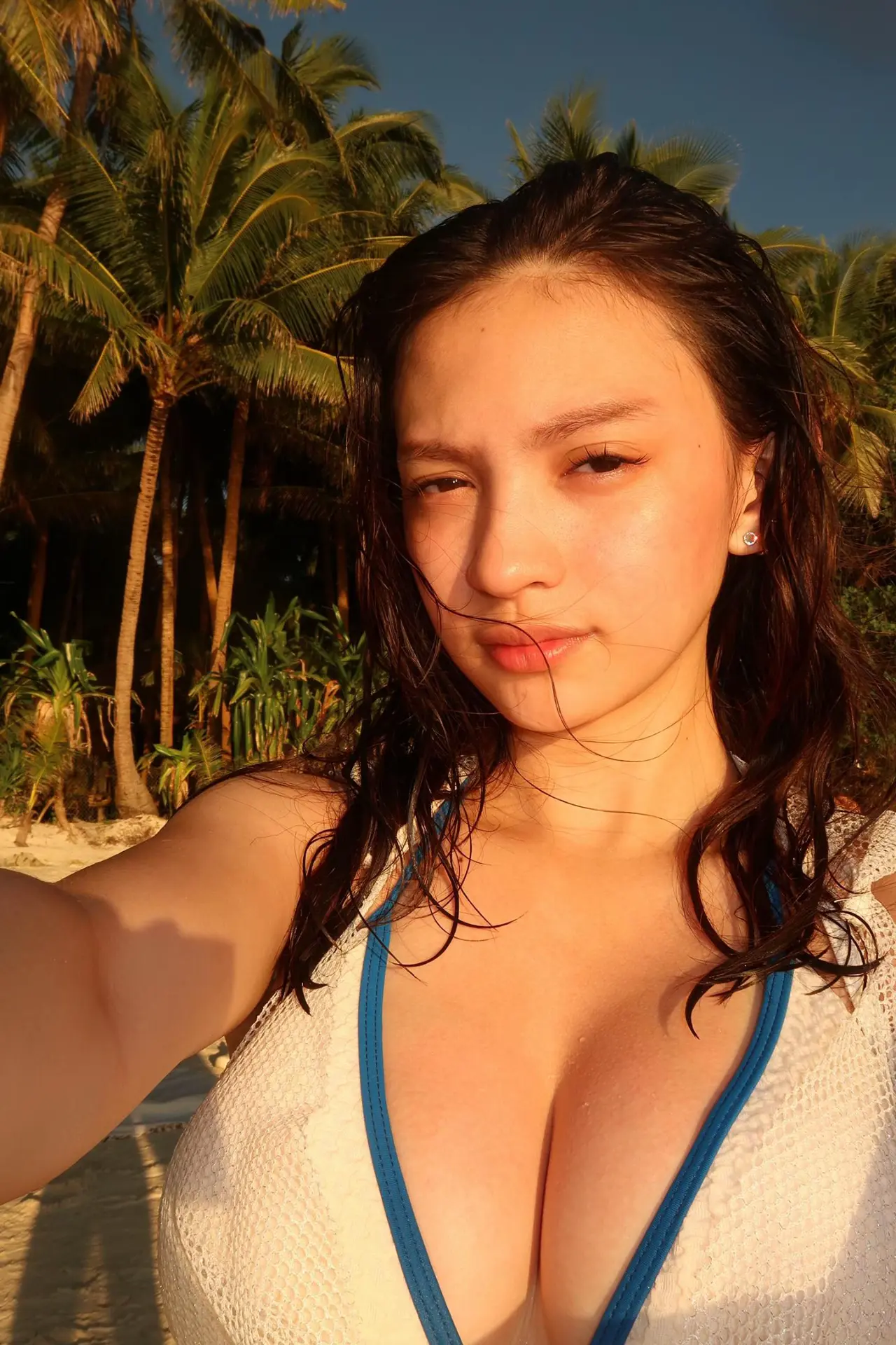 SnapTik-dot-Kim-471ca4fb4059f43b38c0e07624e7e0cb.webp