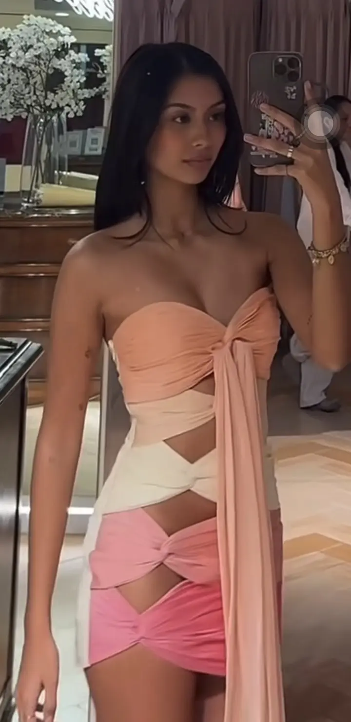 NO ID morena fineshyt model