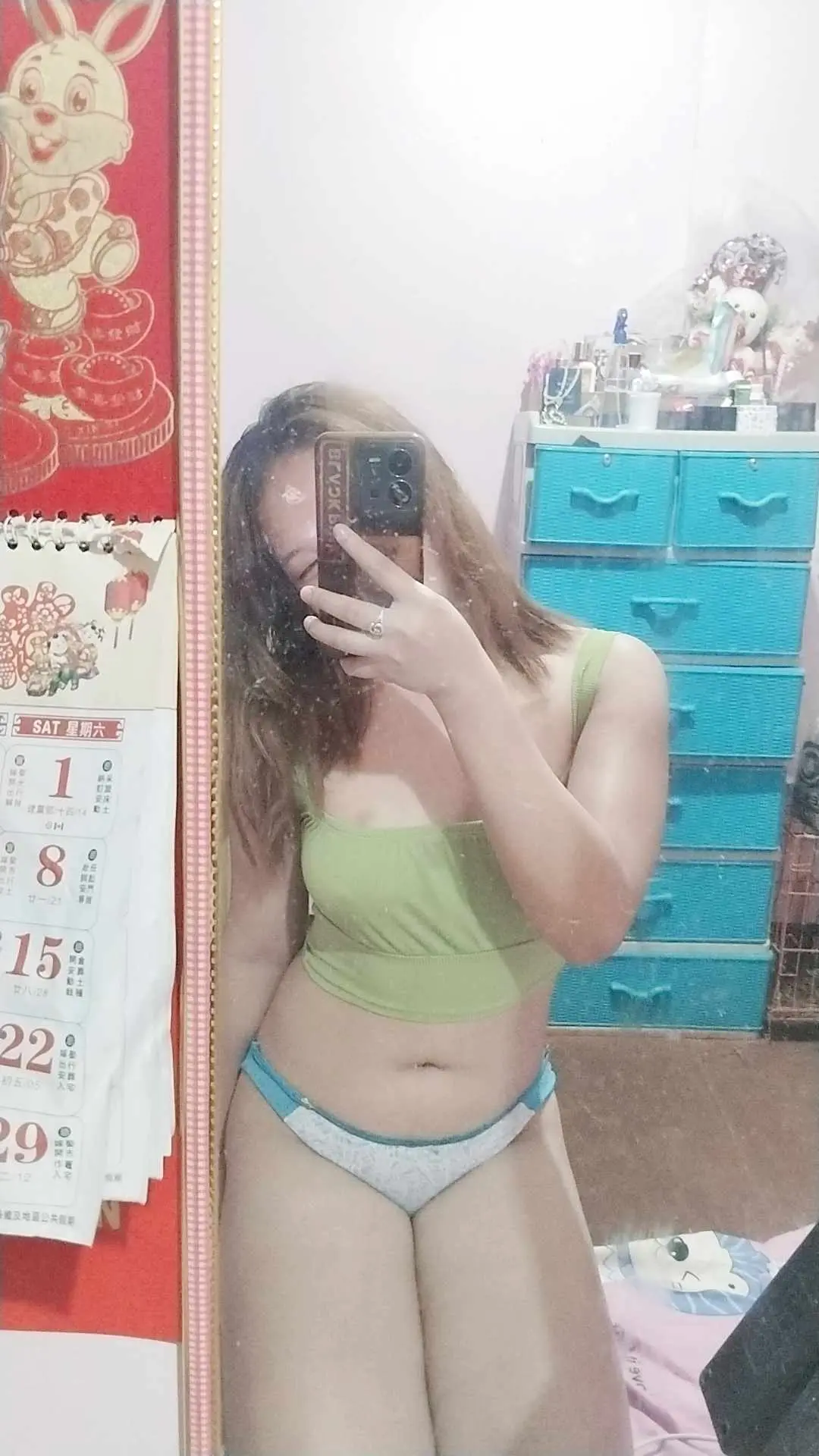 Kaka suso lang, medyo manilaw pa
