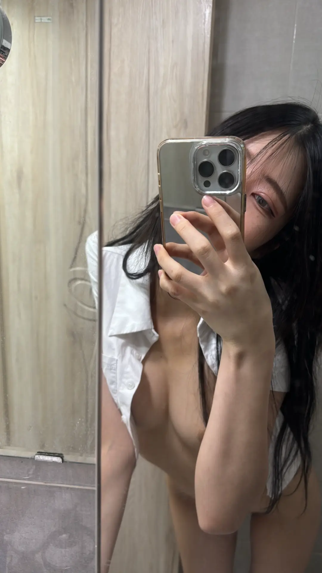 prev.webp