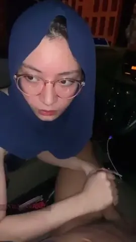 Slut Hijabi BJ and Fuck in Car