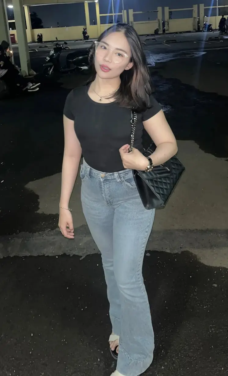 Wendy Lyn - MahinangNilalang (6).webp