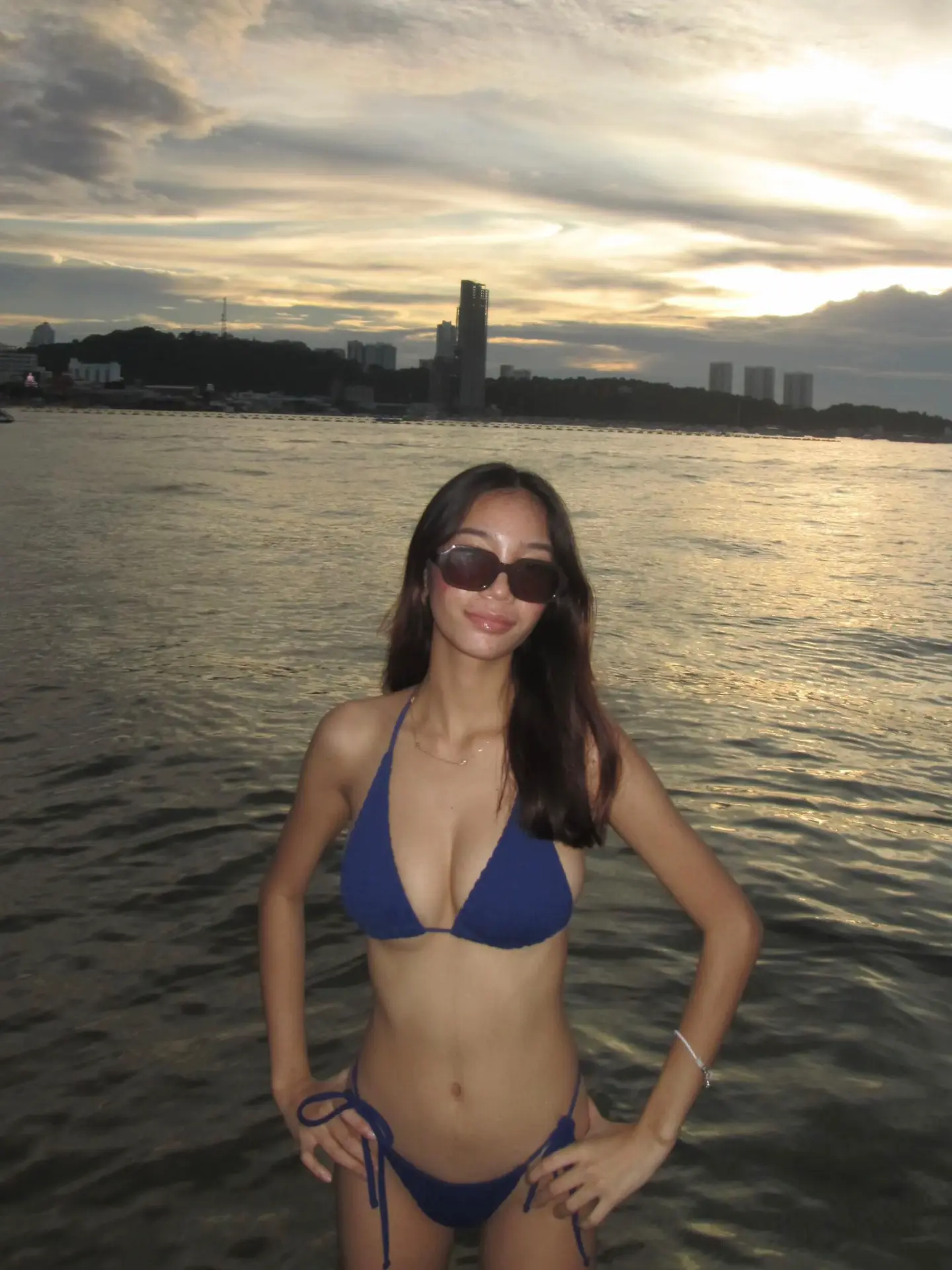 SnapTik-dot-Kim-6f26814a5d98c74c41dc58f165b8cd65.webp