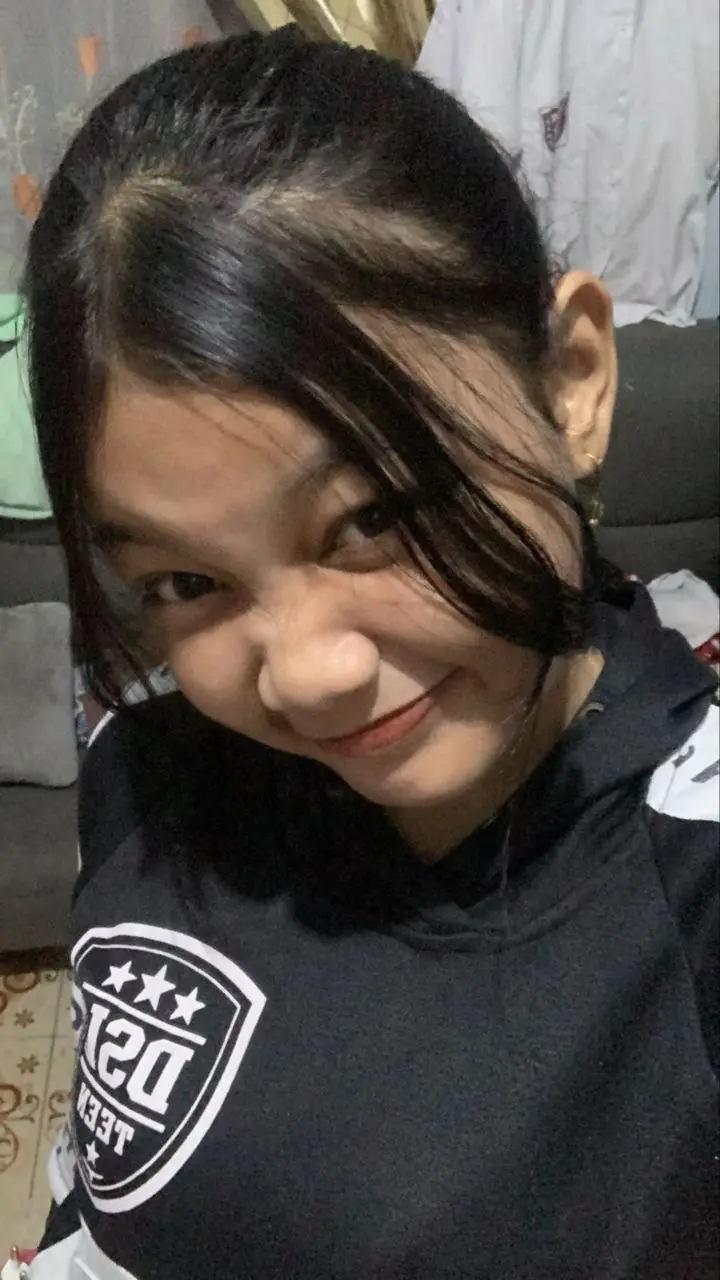 Vivian | New | Ultra Rare Set