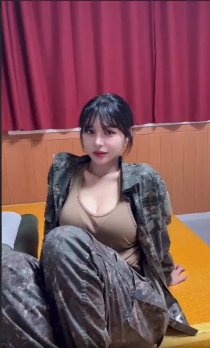 Korean Baddie [REKTA]
