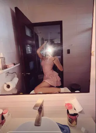 IG Moots - Petite mestiza pero unique ang facecard