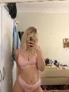 Her boyfriend sent me her nudes
