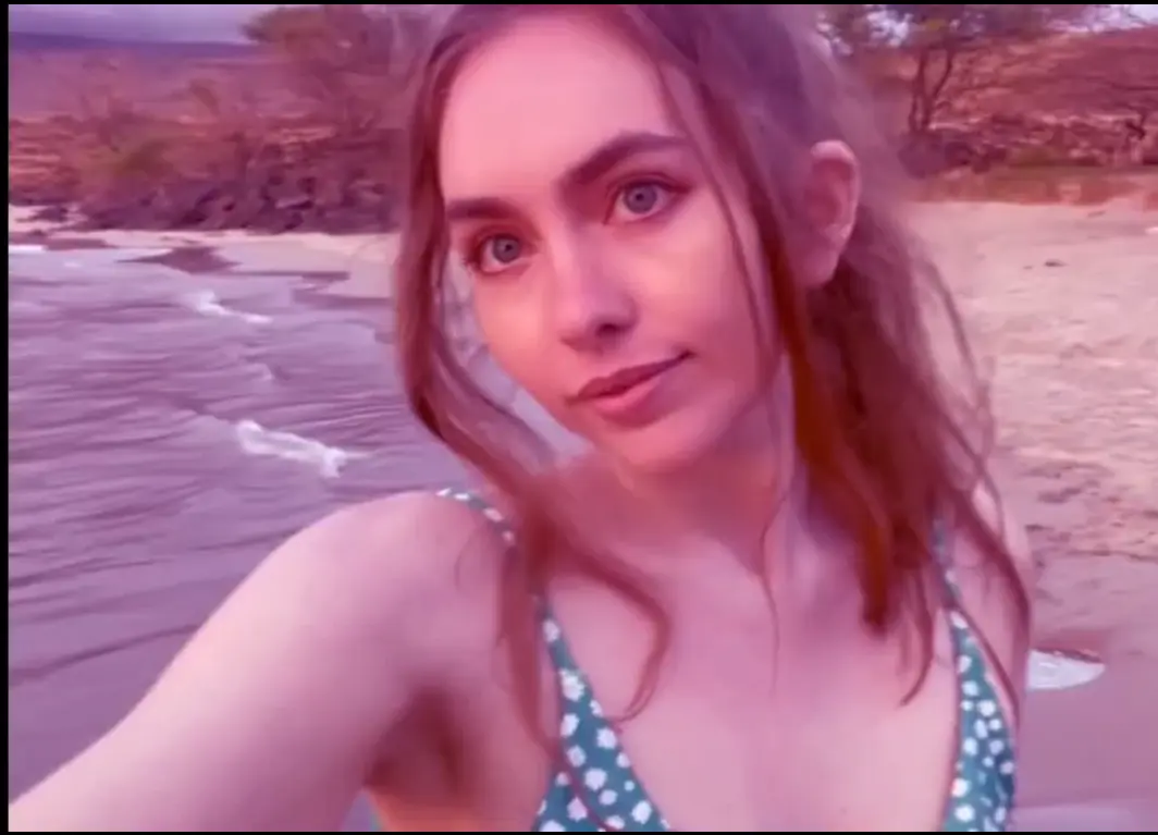 Nakahanap ng mushroom si ate sa beach
