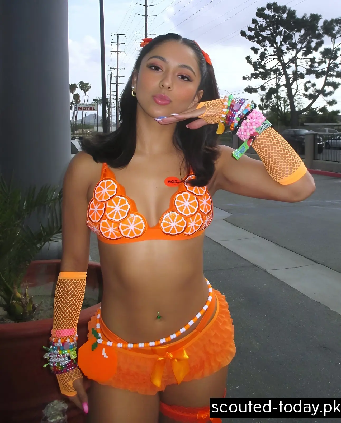 03B83F2.webp