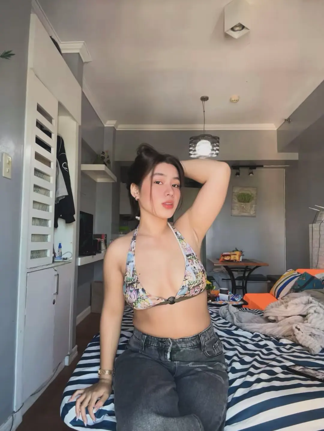 Masarap na dede at kilikili ng chinita