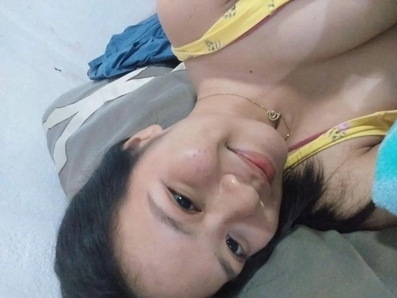 7WzmS2Z8.webp