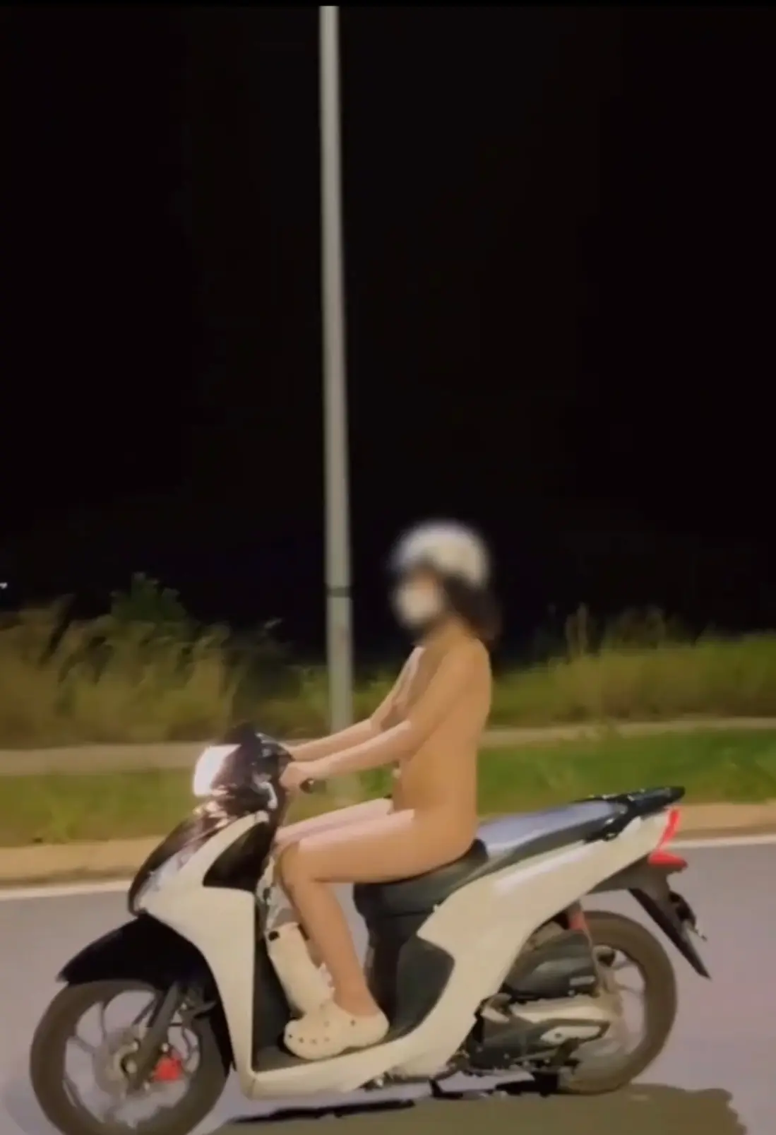 motorwkwkw.webp
