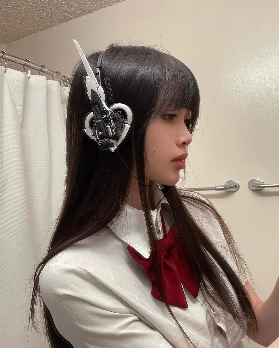 ŪNIT-14--headset by me.webp