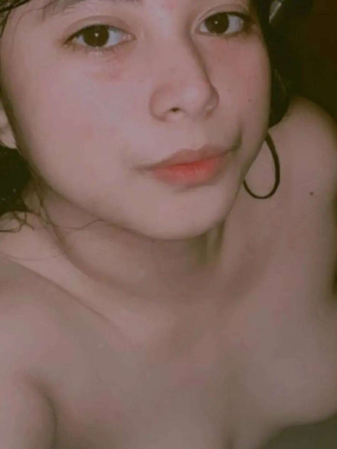 luv_lyzaaaa2026_04_01_19_48_00ccc48f81-4daa-4dbe-aa15-620cf9809199.webp