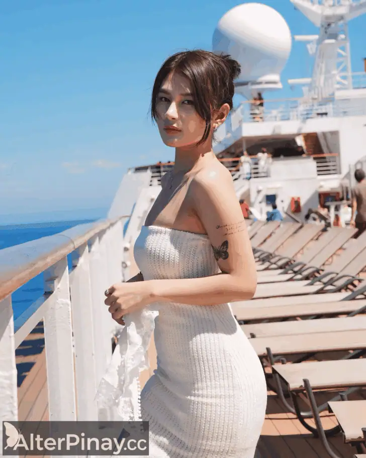 Annya4-728x909.png.webp