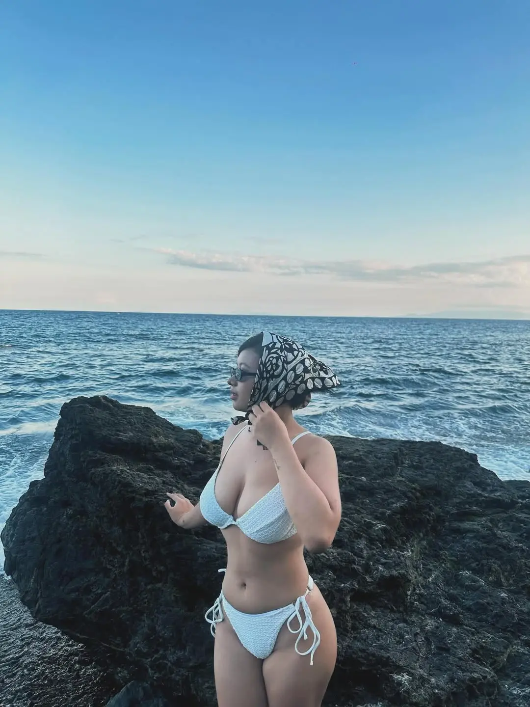 Baddie in a bikini