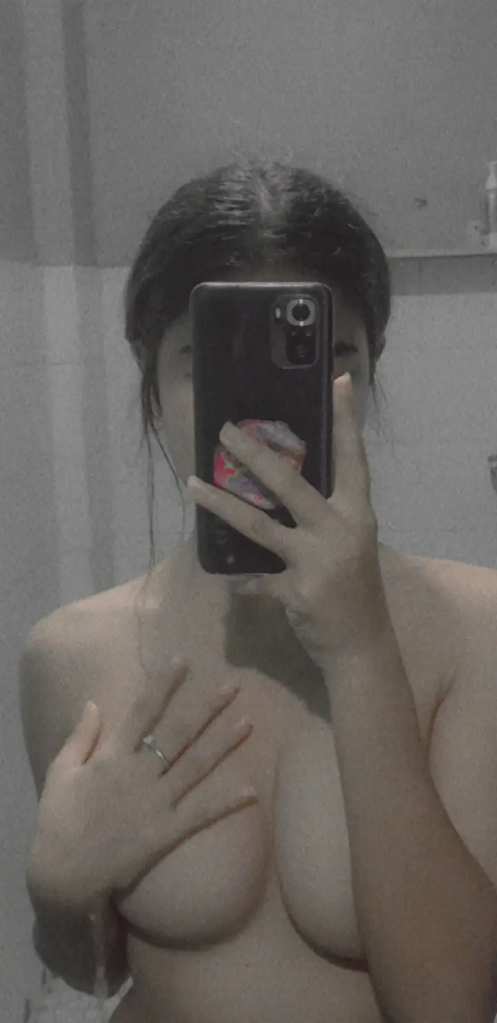 Nakaw sa encrypted folder ni tropa noong 2022 big boobs chinita part 1