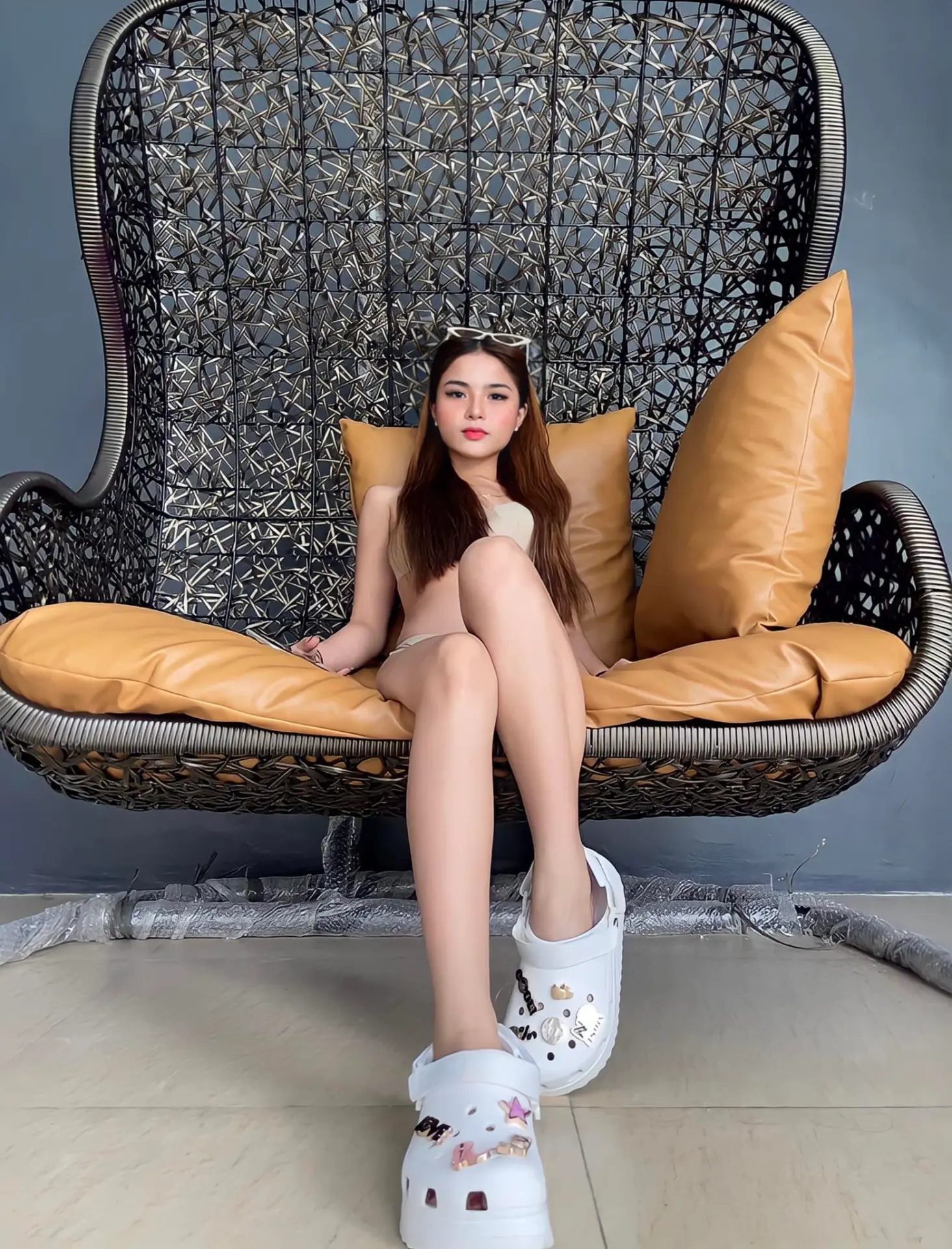 Solid tong fyn shit na to!! Expesive ang datingan, tapos babae din ang gusto