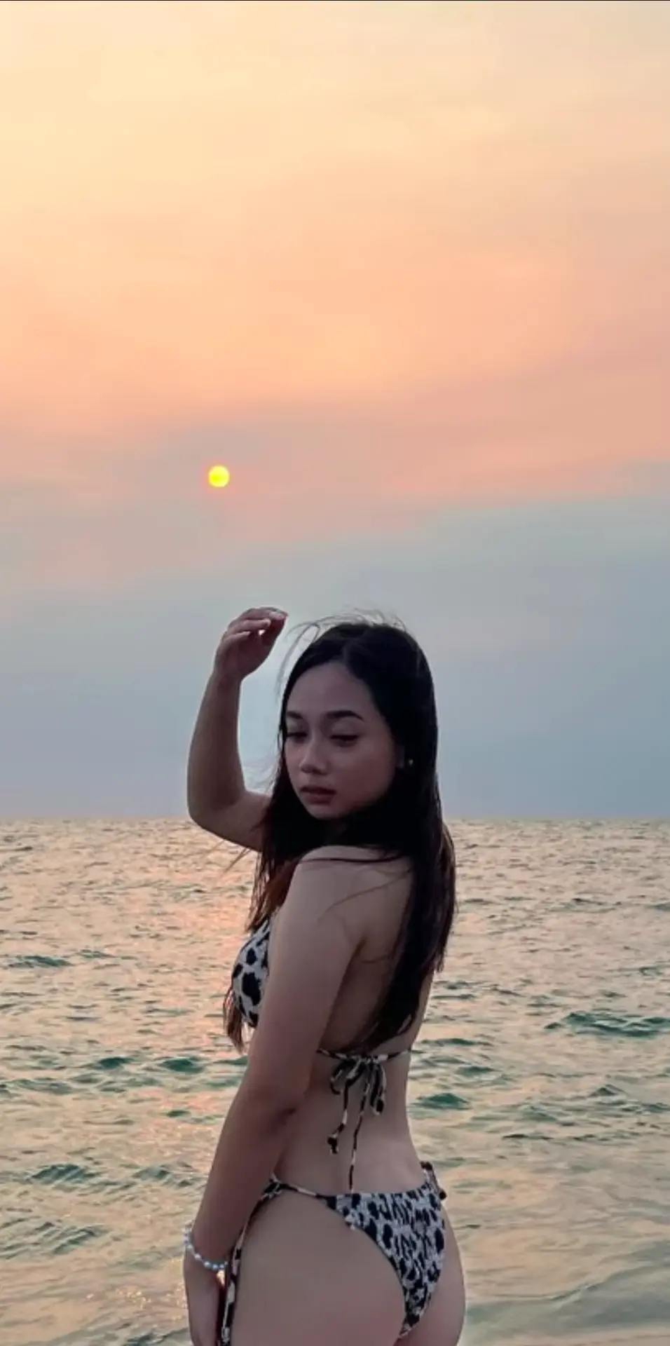 Senior kong petite