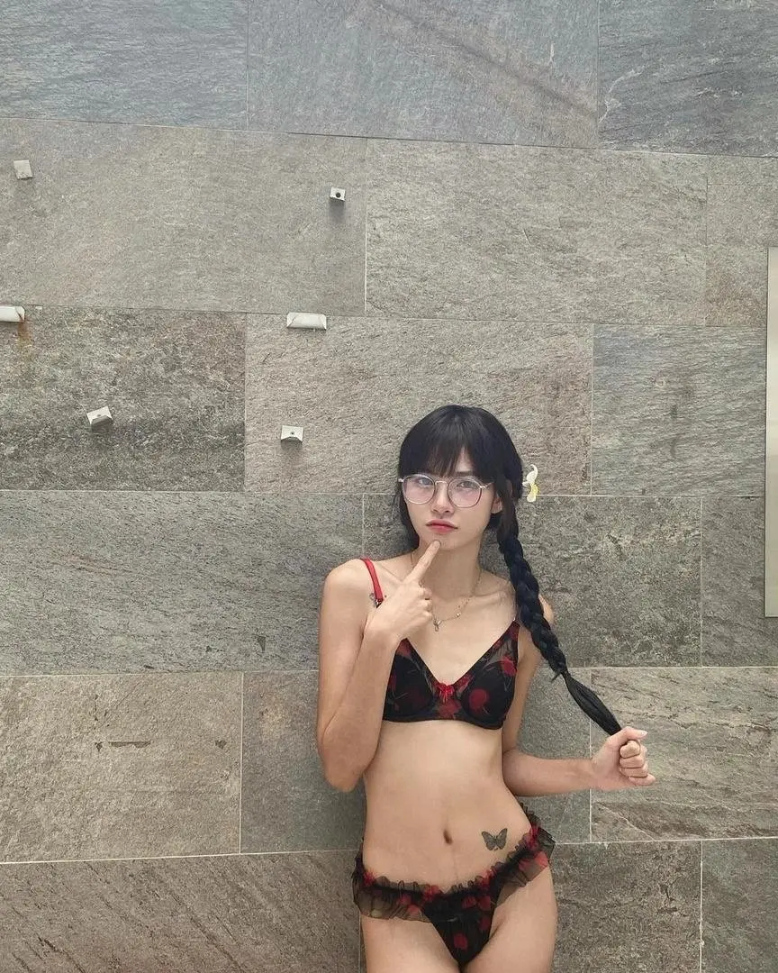 xZHzLCas.webp