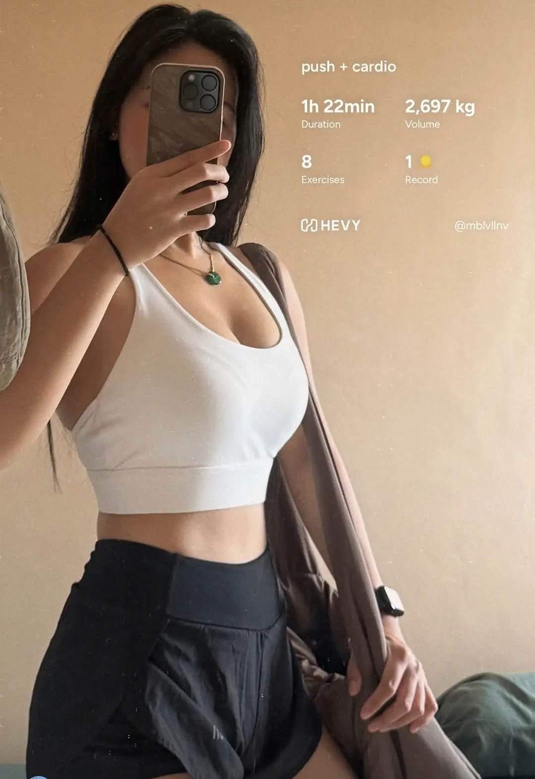 Solid IG find fitness baddie
