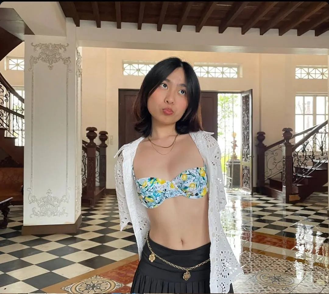 Bikini babe from blue school
