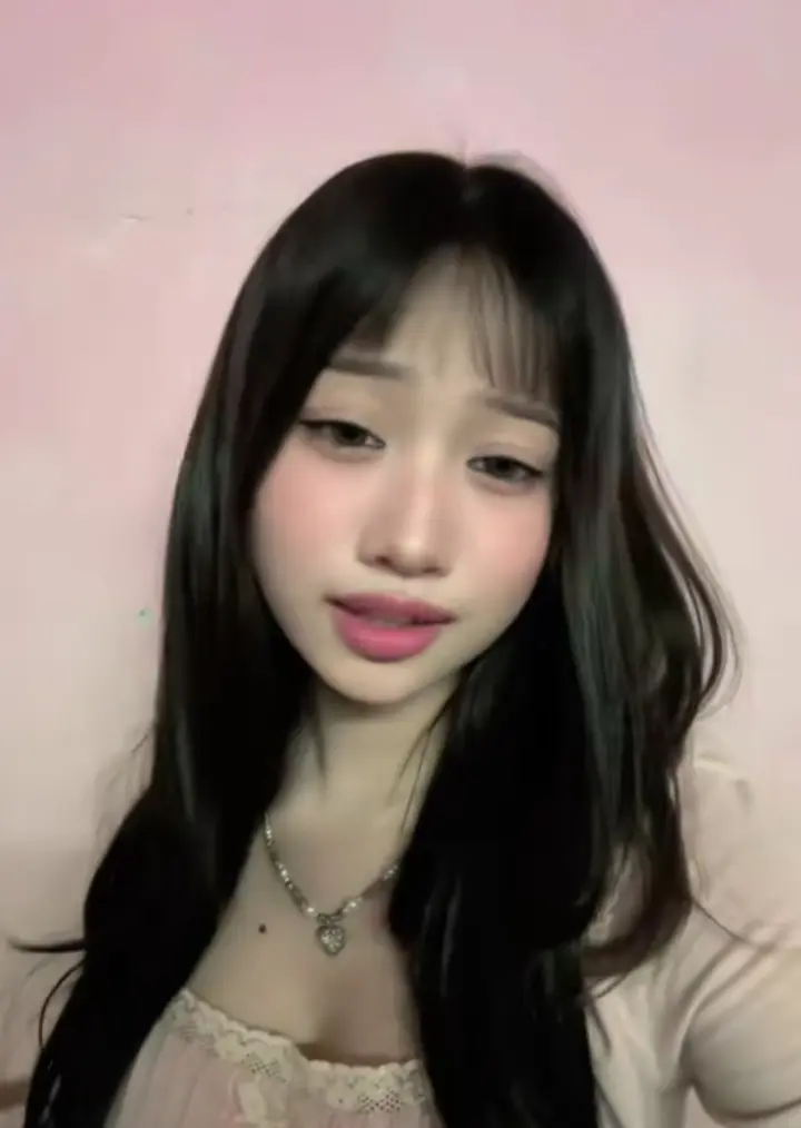Holy tits ni ea na softgirl