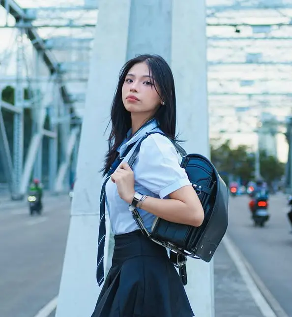 Ardent student nagpa sexy shoot pang tuition