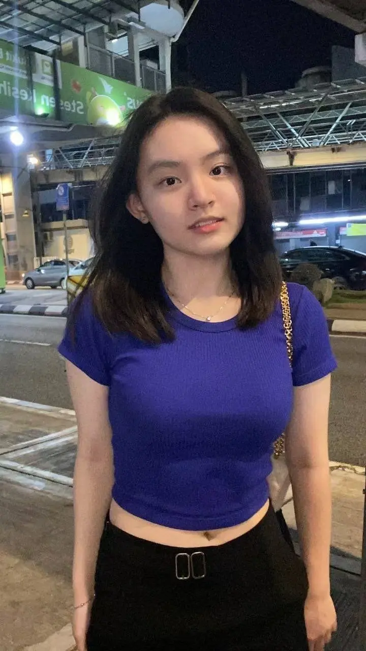 Cute busty chinita with bitchy face